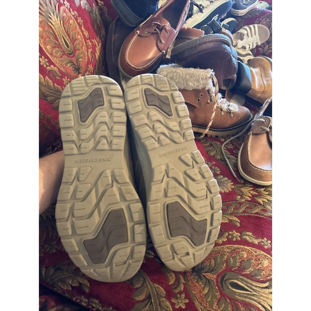 Skechers Men's Slip-Ons Size 11  Relaxed Fit Casual Shoes
